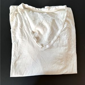 💕3 for $15💕 Everlane V-Neck 💕3 for $15💕